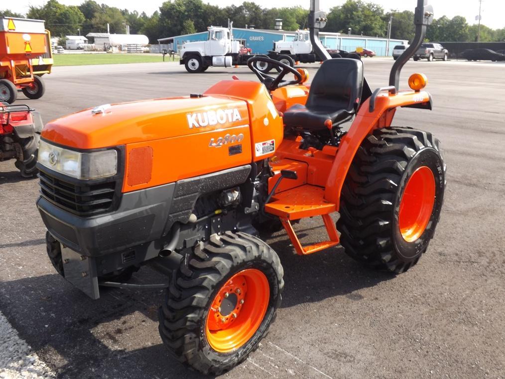 KUBOTA L2800 CZĘŚCI DO SILNIKA